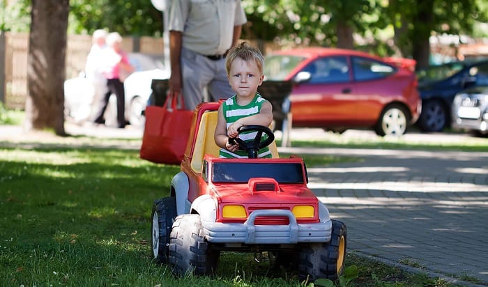 difference between 6 volt and 12 volt ride on toys