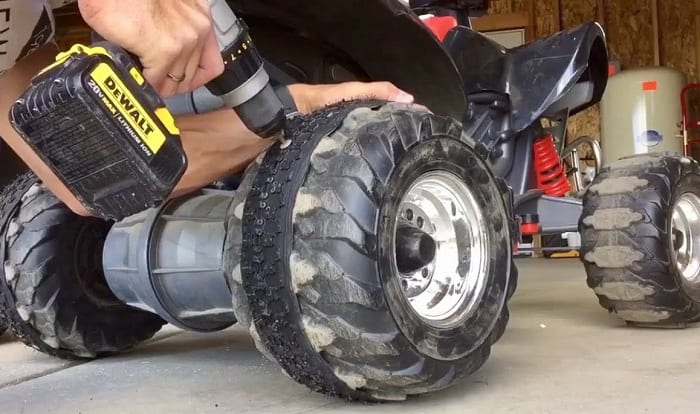 hvordan legge til trekkraft til plastic power wheels