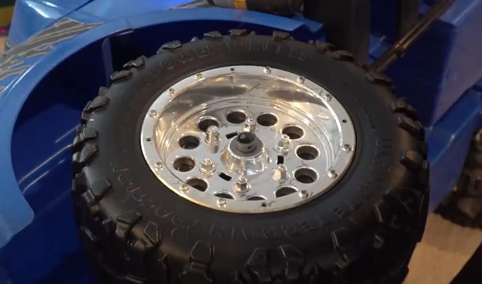 how to replace power wheels tires